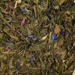 Thé vert L’Oriental Dammann présenté en vrac, aux notes fruitées de fruit de la passion, pêche de vigne et fraise des bois.