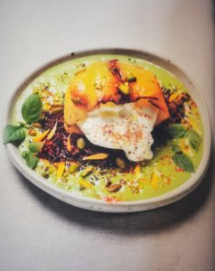 Poivrons rôtis farcis à la Burrata, crème au Basilic